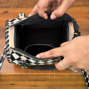 Nuevo bolso de lona pequeño de cuero genuino auténtico personalizado diseño a cuadros de moda bolso de lona de viaje y fin de semana para mujer - Product Image 6