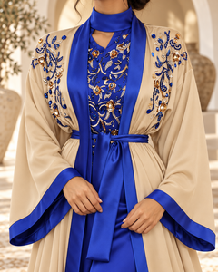 Caftán marroquí elegante en azul real y beige champán con bordado de cuentas, mangas anchas maxi, cinturón y bufanda a juego. - Product Image 1