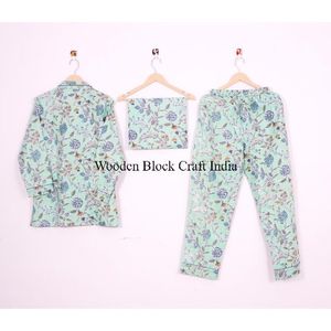 Conjunto de pijama de algodón ligero estampado a mano para mujer, tela suave y transpirable, ideal para relajarse, dormir y uso casual. - Product Image 4