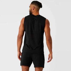 Camiseta sin mangas informal de alta calidad disponible con diseño de logotipo personalizado a precio razonable para ropa de fitness y gimnasio, color negro. - Product Image 5