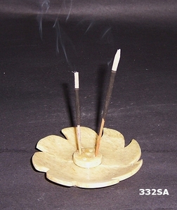 Nuevo último diseño de hoja de producción con tallado floral en esteatita Venta caliente precioso soporte de palo de incienso para decoración del hogar - Product Image 4