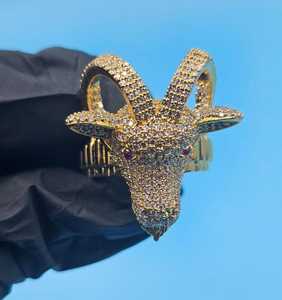 Bague Tête de Chèvre en Moissanite pour Hommes, Bande Pavée Plaqué Or, Argent 925 Original, Cadeau Hip Hop pour Amateurs d'Animaux et Amis - Product Image 1