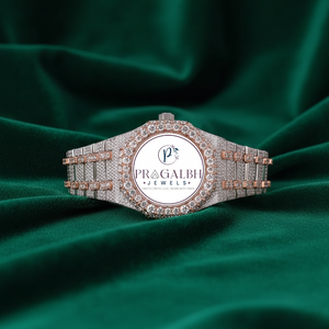 นาฬิกาเพชรหรู Pragalbh Jewels นาฬิกาโมอิสซาไนต์ ควอตซ์ สำหรับผู้ชายและผู้หญิง สไตล์ฮิปฮอป ประดับเพชรเต็มเรือน ตัวเรือนสแตนเลสสตีล พร้อมสลักโลโก้ตามสั่ง - Product Image 1