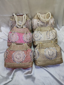Bolso Potli de Lujo, Diseño Moderno y Bonito, Bordado con Cuentas, Hecho a Mano en India, para Bodas y Fiestas, con Doble Correa, Ligero - Product Image 2