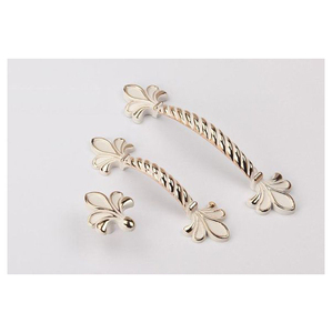 Metal Handle with <b>Gold</b> Detailing Modern Decorative Hardware for Main <b>Doors</b> and Wardrobes From India - Product Image 6