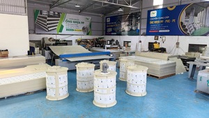 Tanques cilíndricos de PP (polipropileno) de PE y HDPE de diseño personalizado para productos químicos, agua, aceite y combustible, fabricados en Vietnam. - Product Image 6