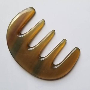 Fournisseur de peignes en corne naturelle de haute qualité, vente à prix réduit, peigne à dents larges, accessoire pour cheveux femme - Product Image 6