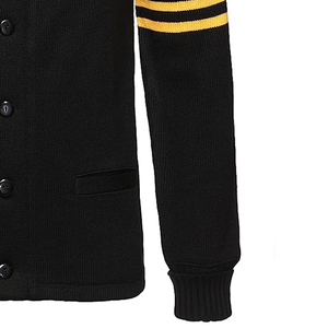 เสื้อสเวตเตอร์คาร์ดิแกนผู้หญิงสไตล์ลำลอง ตกแต่งผ้าแบบ Patchwork คอวี ปักลายโลโก้กรีก สำหรับชมรมนักเรียน/นักศึกษา ติดกระดุม - Product Image 6