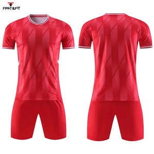 Vêtements de sport professionnels à bas prix, uniformes de football pour hommes, uniformes de football de haute qualité fabriqués au Pakistan - Product Image 5