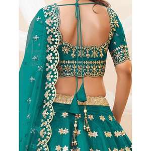 Deslumbrante verde azulado bordado trabajo arte seda dama de honor Lehenga Choli - Product Image 3