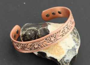 Pulseras de Cobre Simples con Diseño Martillado, Pulsera Magnética para Promover la Circulación Sanguínea, Pulsera de Terapia Magnética para Mujeres y Hombres - Product Image 6