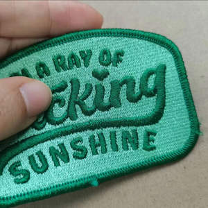 Étiquette de vêtement personnalisée avec logo, patchs brodés pour vêtements, appliques autocollantes, patchs à repasser, broderie 3D de dessins animés, patch brodé design - Product Image 2