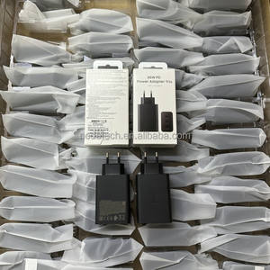 <span class=keywords><strong>Chargeur</strong></span> d'origine <span class=keywords><strong>65W</strong></span> PD adaptateur <span class=keywords><strong>secteur</strong></span> <span class=keywords><strong>Trio</strong></span> 3-Port Super Fast Charging Wall Charging adaptateur pour <span class=keywords><strong>Samsung</strong></span> S24 S23 S22 S21 - Product Image 5