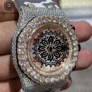 Montre de luxe pour femme Charm_Jewells en acier inoxydable avec cadran rond incrusté de diamants, mouvement à quartz analogique de 43 mm - Product Image 1