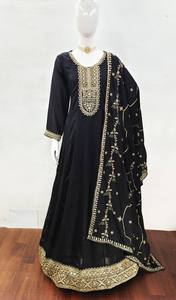 Traje étnico de tendencia de tela Premium Shalwar Kameez de seda pesada de longitud máxima para fiestas con estilo completo y Dupatta incluido - Product Image 2