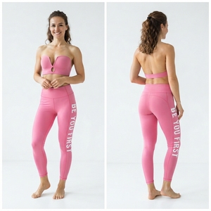 Leggings de yoga estampados para mujer, de cintura alta, elásticos y suaves, con estampado de letras laterales, pantalones de entrenamiento y capa base para gimnasio - Product Image 3
