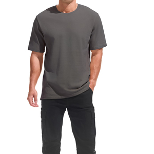 Camiseta de punto de manga corta con cuello redondo para hombre, color gris oscuro, color sólido, ropa informal - Product Image 1