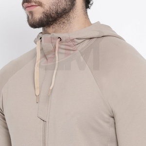 Ensemble de survêtement tendance pour homme, style streetwear, pour l'extérieur, disponible en différents matériaux et designs, prix abordable, OEM. - Product Image 5