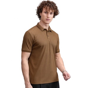 Camiseta de Punto para Hombre 2026, Color Sólido, Manga Corta, Estilo Casual, Corte Regular, Resistente a las Arrugas, Color Marrón, Cierre con Botones - Product Image 2