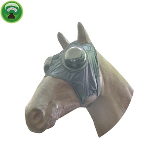 Masques anti-mouches élégants pour chevaux, sur mesure - Product Image 1