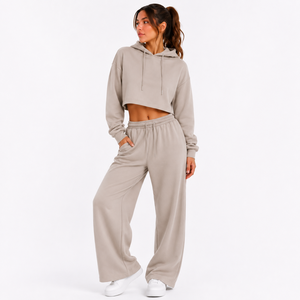 Ensemble assorti confortable pour femmes, ensemble décontracté deux pièces avec sweat-shirt à capuche à manches longues et pantalon respirant à coupe régulière - Product Image 1
