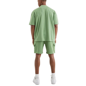 Conjunto de camiseta y pantalones cortos de verano para hombre, de talla grande, de alta calidad, con hombros caídos, estilo formal, con logo personalizado. - Product Image 5