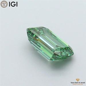 Fancy Vivid <b>Green</b> Color VVS2 Clarity Emerald Cut 1.00 CARAT CVD Lab Grown Diamond with IGI Certificate for Stylish Custom Ring - Product Image 5