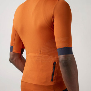 Maillot de cyclisme personnalisé haute performance en tissu respirant pour les professionnels, avec un design confortable et ajusté. - Product Image 5