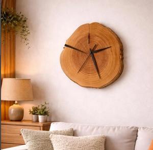 Horloge murale élégante en bois naturel, faite à la main, bord brut, style rustique, pour la décoration de la maison et du bureau - Product Image 1