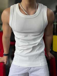 Débardeur stringer de sport pour hommes en gros avec tissu anti-transpiration et finition anti-rétrécissement pour une performance sportive durable - Product Image 5