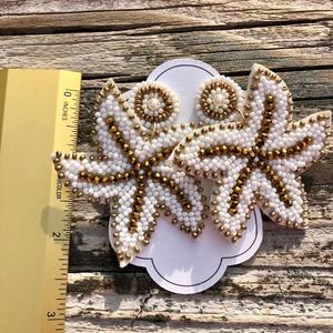 Pendientes de aro étnicos hechos a mano con bordado y cuentas, de moda para bodas y festividades, ligeros, con cuentas colgantes, pieza llamativa y atrevida. - Product Image 6