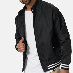 Blouson Bomber Homme Léger Coupe Slim Coupe-Vent Décontracté Noir Style Universitaire Veste de Vol Tendance Printemps Automne Manteau d'extérieur - Product Image 4