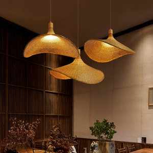 Lampe suspendue en bambou balinais tressée à la main, avec une lumière ambiante douce pour la décoration intérieure, fabrication OEM ODM au Vietnam - Product Image 5