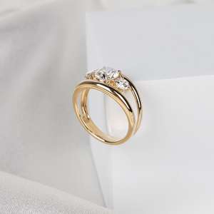 Anillo de tres piedras con diamante redondo cultivado en laboratorio certificado por IGI para mujer, oro sólido de 14K, doble banda, regalo sorpresa nupcial para boda - Product Image 3