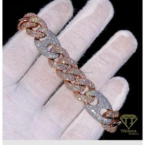 Bracelet cubain de luxe bicolore en moissanite et diamant, fabriqué en argent sterling 925 avec finition or rose et accent surdimensionné - Product Image 2