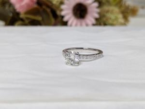 Bague de fiançailles en diamant cultivé en laboratoire, taille ronde, 1 carat, pour femme, bague de mariage en diamant, or blanc massif 14 carats, cadeau de la Saint-Valentin - Product Image 2