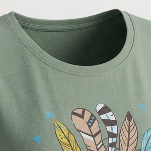 Conjunto de 2 piezas para mujer, camiseta de manga corta y pantalones cortos con estampado de búho de dibujos animados, cuello redondo, informal, primavera, verano, por encima de la rodilla, corte regular - Product Image 4