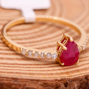 Bague solitaire en or jaune 14 carats avec rubis naturel taille poire |   Bague avec accent en diamant, bijoux fins, cadeau pour femmes, prix de gros - Product Image 6