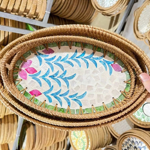 Plateau en rotin et nacre en fibres naturelles pour la décoration intérieure, le rangement et la présentation sur table – Vietnam - Product Image 1