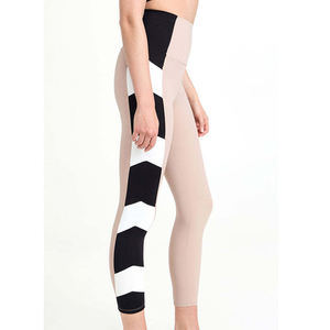 Leggings de sport taille haute pour la gym, extensibles, à compression, avec fermeture élastique à la taille - Product Image 2