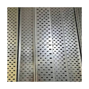 Canaux de câblage galvanisés à fentes avec couvercle pour la gestion des câbles électriques, la distribution d'énergie et les applications industrielles - Product Image 1