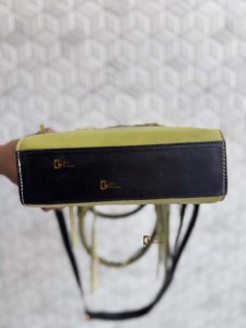 Sac fourre-tout en cuir brodé à franges et pompons, style bohème, pour femme, multi-usages, sac à main à bandoulière, dernière collection de créateurs. - Product Image 5