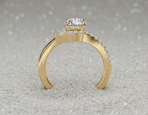 Anillo de compromiso de diamante cultivado en laboratorio Stonewels con diamante central tallado y piedras laterales tipo baguette, oro de 14K, certificado de lujo, engaste de garras - Product Image 3