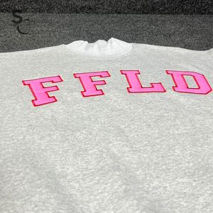 Sudadera de Cuello Alto de Alta Calidad con Logotipo Bordado Personalizado, Tejido de Felpa de Algodón de Alto Gramaje, Estilo Urbano Unisex - Product Image 2