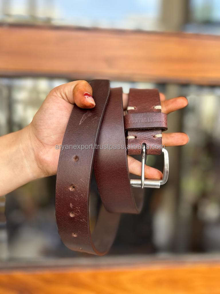 สีน้ำตาล