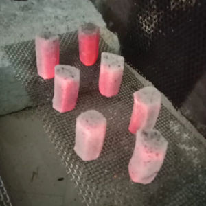 Carbón Activado de Lujo Coco Hexagonal de Calidad de Exportación Merades Premium Banten para Shisha/Hookah con 3% de Ceniza al por Mayor - Product Image 1