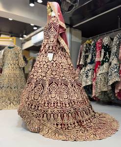 ริวาอัยต ฮาส นำเสนอชุดดีไซน์เนอร์สไตล์อินโด-เวสเทิร์นสุดหรู - Product Image 4