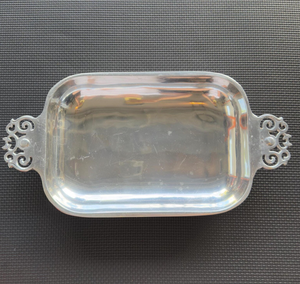 Best Quality Food Serving <b>Tray</b> Glossy Silver <b>Mirrored</b> Finished Stainless Steel Serving <b>Tray</b> With Attractive Handle - Product Image 1