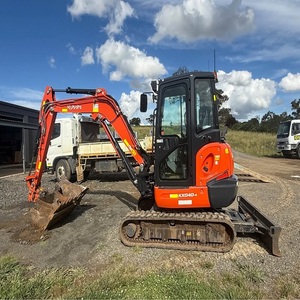 เครื่องจักรก่อสร้างมือสอง รถขุดขนาดเล็ก Kubota Kx040-4 สำหรับขาย รถขุดตีนตะขาบสำหรับขาย - Product Image 1