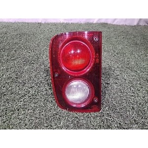 Luz Trasera Derecha Usada para Freelander XFB000300 - Product Image 1